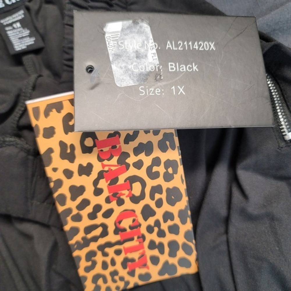Women's Plus Bae City Blk Joggers Zip Pockets Sz 1X Goth Biker Moto Athletic Y2K - Picture 8 of 9